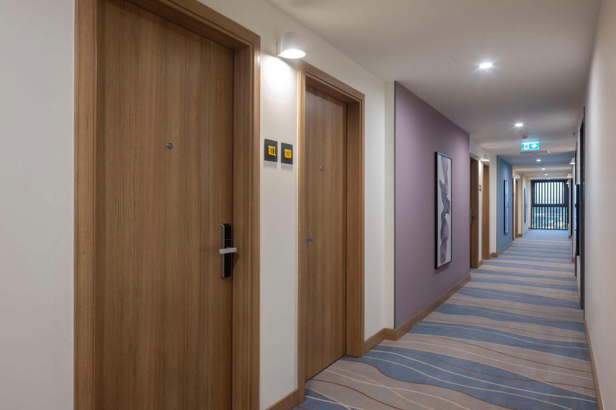 Hampton By Hilton Antalya Airport Hotel Exterior photo
